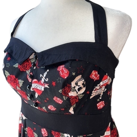 EUC Torrid Retro Chic Love Dice Roses Blk Skull Pin Up Circle Skirt Dress 12 - Picture 2 of 15